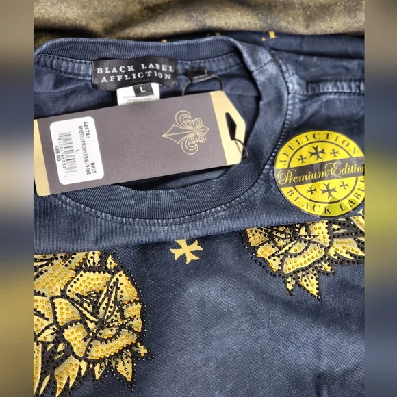 Affliction Black Label Premium Edition T-shirt. - Picture 9 of 11